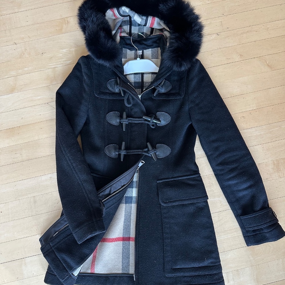 Burberry Brit Black Wool Duffle Coat, Fur trim, 2.  GD1221 - Picture 3 of 7